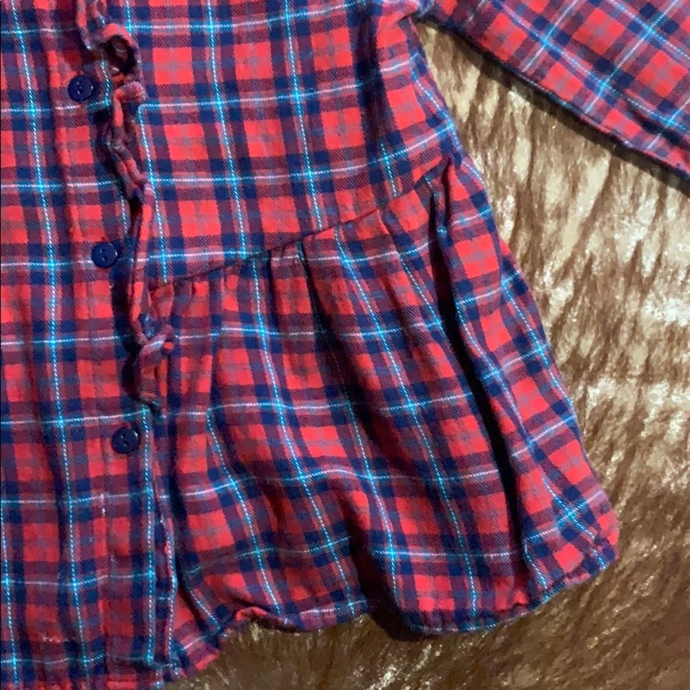 Girl’s Ruffle Button Down Top - Picture 4 of 5